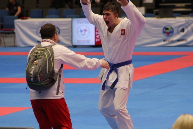 52396364_353454808829609_1949117117395632128_n 52396364_353454808829609_1949117117395632128_n