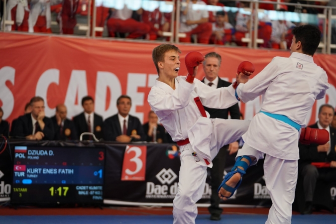 Dominik Dziuda - Mistrz Świata w karate WKF (Santiango 2019) Dominik Dziuda - Mistrz Świata w karate WKF (Santiango 2019)